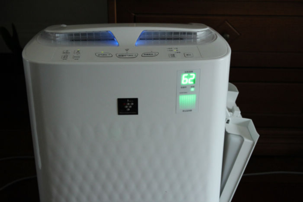 air purifying device